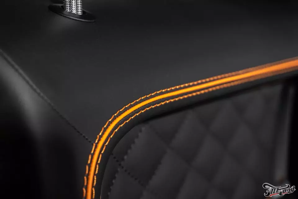 Mercedes G500. Полный пошив салона. Часть 1.